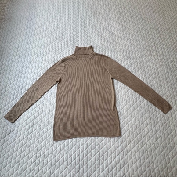 August Silk Sweater Women’s Small Long Sleeve Ribbed Turtleneck 100% Silk Brown - Picture 1 of 13